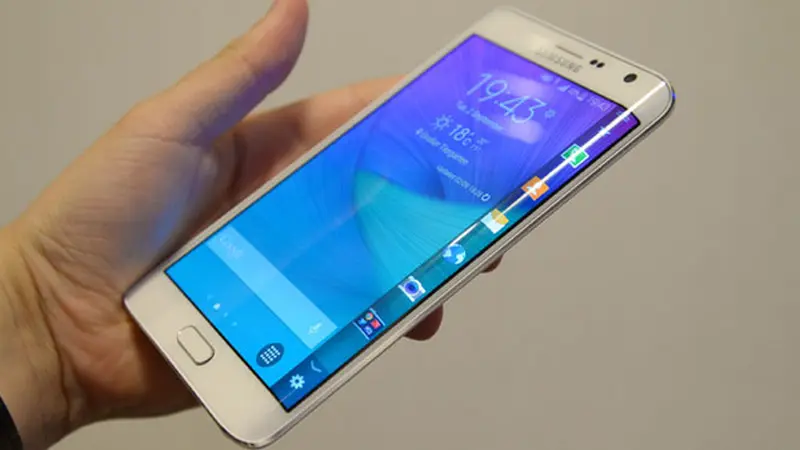 Samsung Siapkan Smartphone Layar Lengkung Galaxy S6 Edge