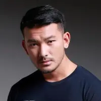 Kecintaan Rio Dewanto terhadap kopi tak hanya sebatas bermain dalam Filosofi Kopi dan membuka kedai kopi, ia juga berencana mengangkat derajat petani kopi.