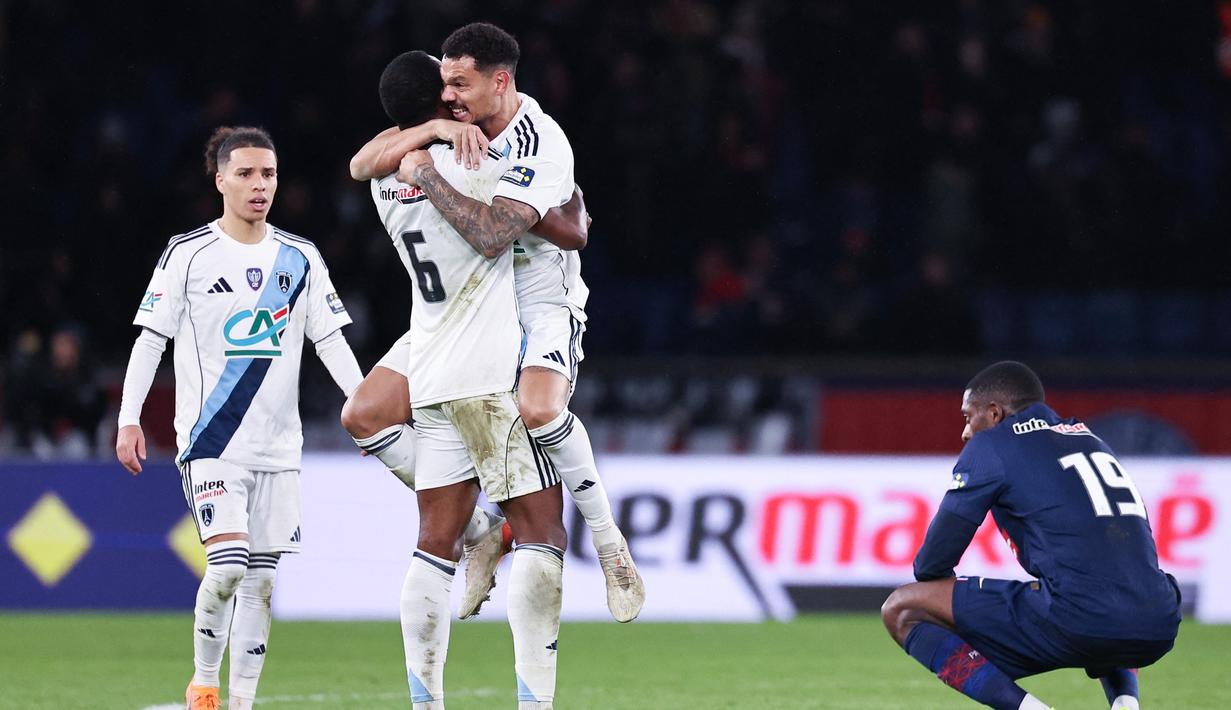 Paris Saint-Germain harus mengubur ambisi mempertahankan gelar Coupe de France setelah secara mengejutkan disingkirkan rival sekota, Paris FC, pada babak 32 besar. (AFP/Anne-Christine Poujoulat)