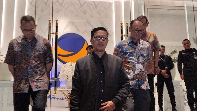 Pengacara Menteri Pertanian (Mentan) Syahrul Yasin Limpo, Febri Diansyah saat menemui wartawan di NasDem Tower, Jakarta Pusat, Rabu (4/10/2023).