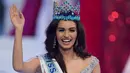Ajang penghelatan Miss World kembali digelar tahun 2017 ini, dan Manushi Chhillar lahir sebagai pemenangnya kali ini. Di India, Manushi Chhilla menjadi wanita keenam yang membawa mahkota kemenangan Miss World. (AFP/NICOLAS ASFOURI)