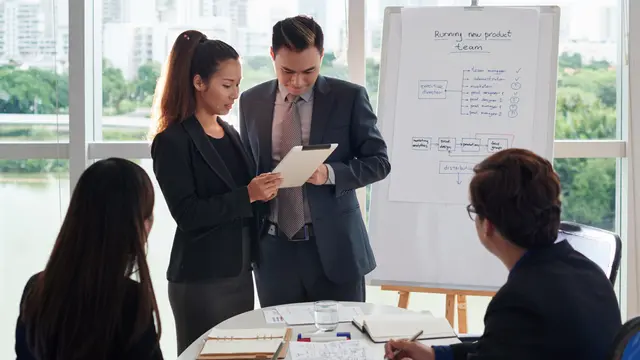 10 Pekerjaan Masa Depan yang Tidak Bisa Digantikan AI dan Tetap Dibutuhkan