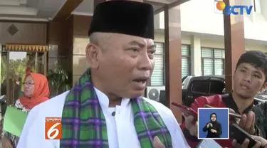 Wali Kota Bekasi Rahmat Effendi ancam batasi volume pengiriman sampah bila Pemprov DKI Jakarta tak bayar dana hibah kemitraan.