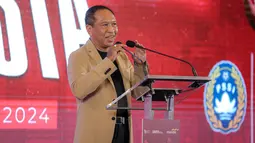 Wakil Ketua PSSI, Zainudin Amali memberikan sambutan dalam acara penandatanganan kerjasama antara Bank Mandiri dan PSSI di Plaza Mandiri, Senayan, Jakarta, Jumat (23/08/2024). (Bola.com/Bagaskara Lazuardi)