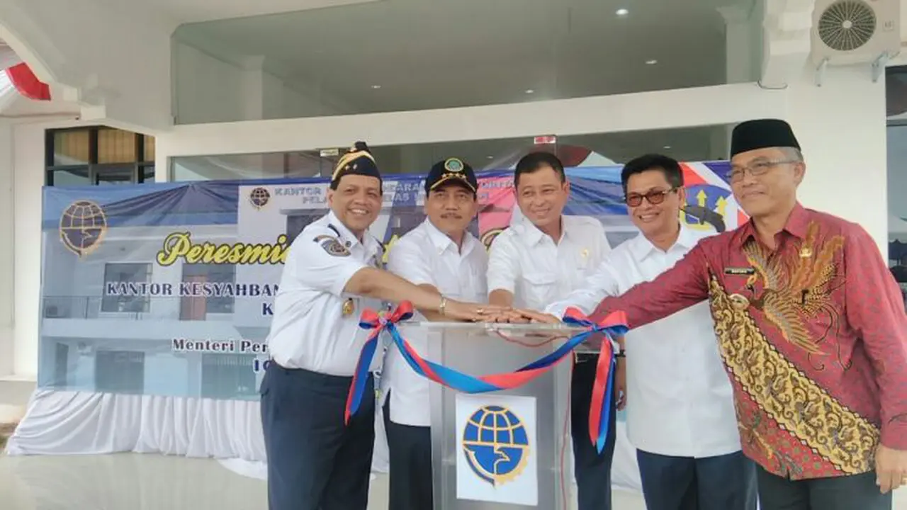 Menteri Perhubungan Ignasius Jonan meresmikan Otoritas Pelabuhan Tarakan.