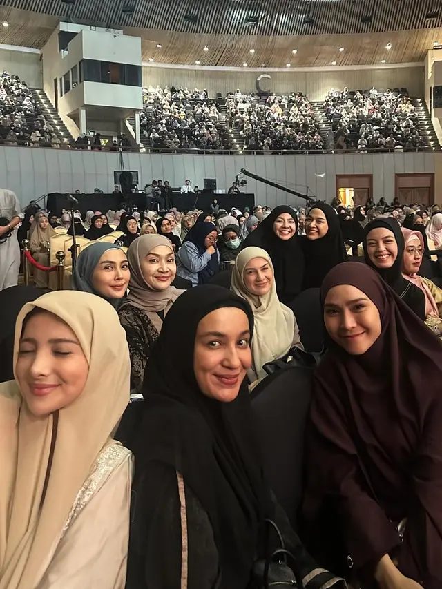 Kimberly Ryder ikut kajian (Instagram/_irishbella_)