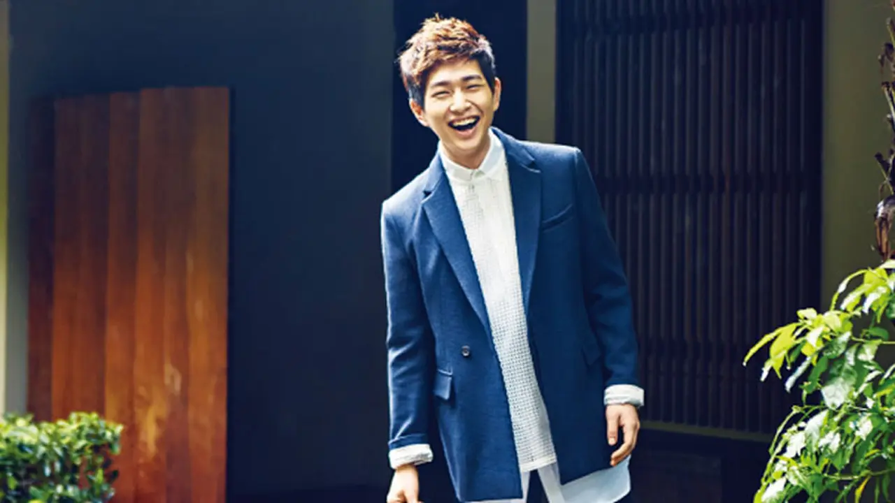Onew SHINee