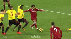 Berita video Mohamed Salah mencetak 4 gol saat Liverpool menang 5-0 atas Watford dalam lanjutan Premier League 2017-2018. This video presented by BallBall.