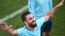 Kapten Timnas Turki yang bermain di Barcelona, Arda Turan, mungkin akan tetap berpuasa selama bertanding di Piala Eropa 2016 seperti turnamen lain yang ia jalani sebelumnya. (AFP/Bulent Kilic)