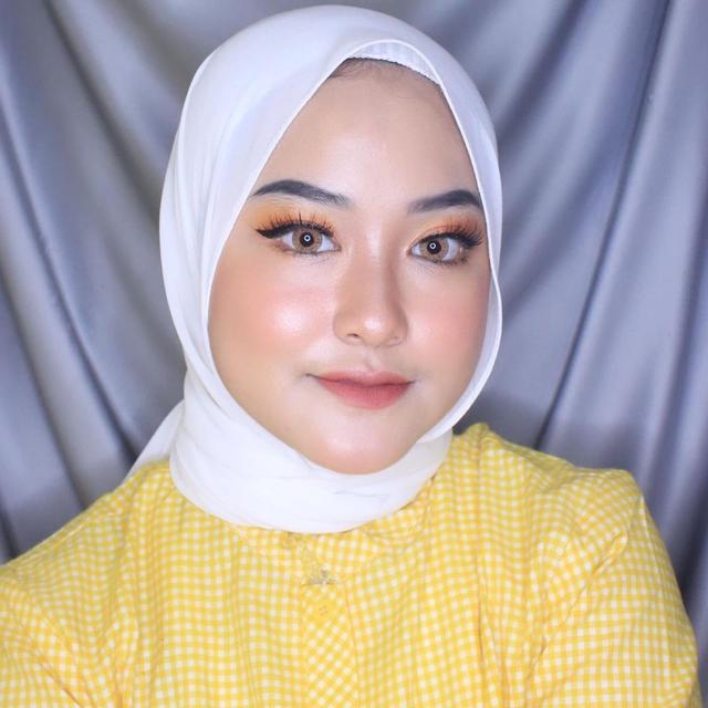 6 Potret Sahara Wanita yang Disebut Mirip Salshabilla Adriani, Bak Pinang Dibelah Dua