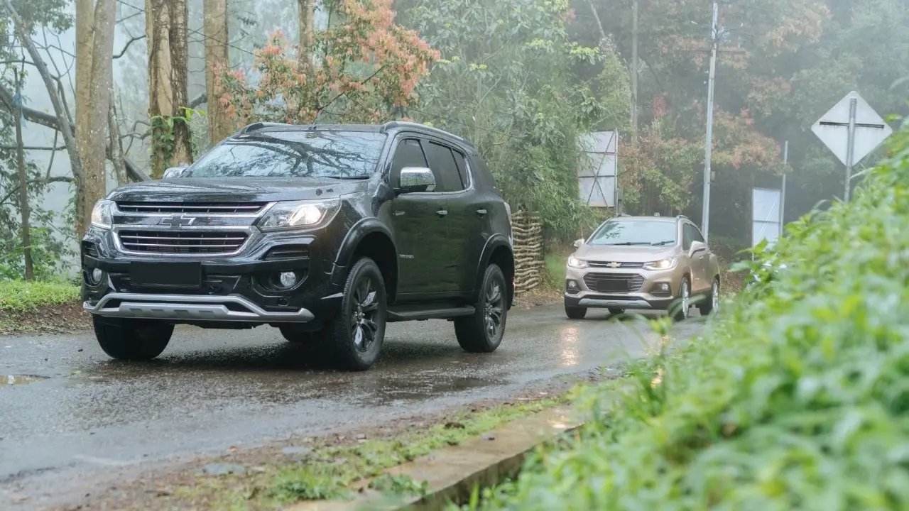 panduan dan tips dalam meningkatkan keamanan dan kenyamanan perjalanan selama musim hujan dari Chevrolet