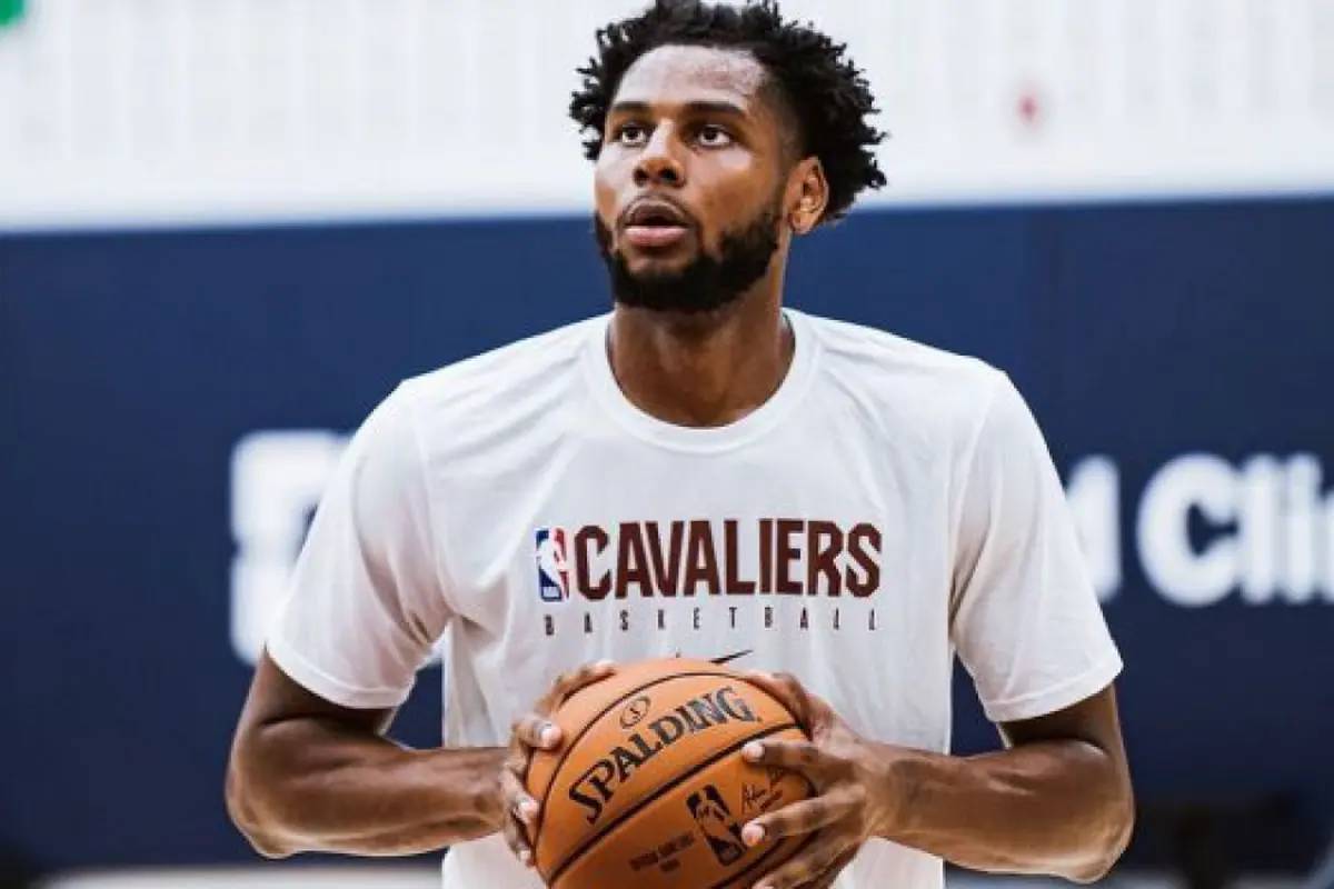 Marques Bolden
