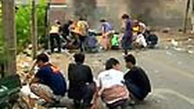 Tentara Kepung Zona Kaus Merah