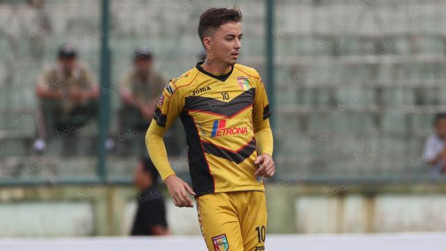 Rodrigo Ost Gabung Arema Akhir Pekan Depan Indonesia Bola Com