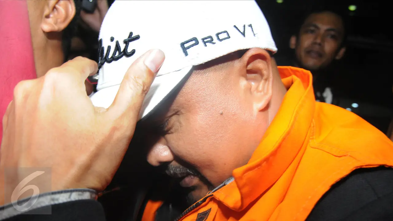 20160630-Kenakan Rompi Oranye, Politikus Demokrat I Putu Sudiartana Resmi Ditahan KPK-Jakarta