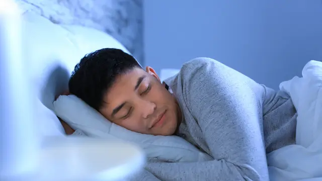 Tidur Menghadap Kiri Ternyata Punya Banyak Manfaat buat Kesehatan, Apa Saja?