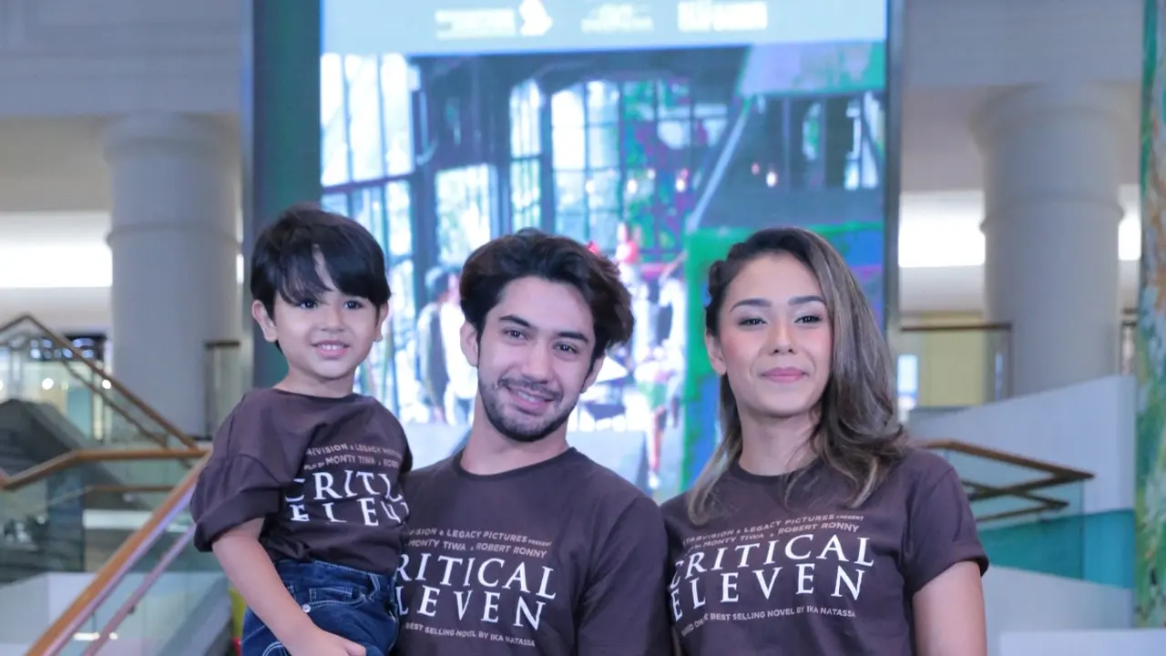 [Bintang] Reza Rahadian dan Adinia Wirasti