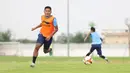 <p>Pemain Timnas Indonesia U-22, Fajar Fathurrahman, saat sesi latihan di Visakha Training Center, Kamboja, Selasa (2/4/2023). Latihan tersebut merupakan persiapan jelang laga melawan Myanmar di SEA Games 2023. (Bola.com/Abdul Aziz)</p>