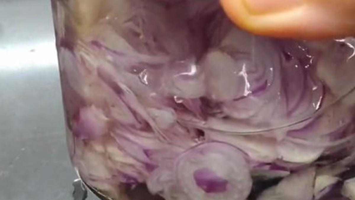 Praktis dan Tahan Lama, Ini Trik Bikin Baceman Bawang Merah hingga 2 Minggu