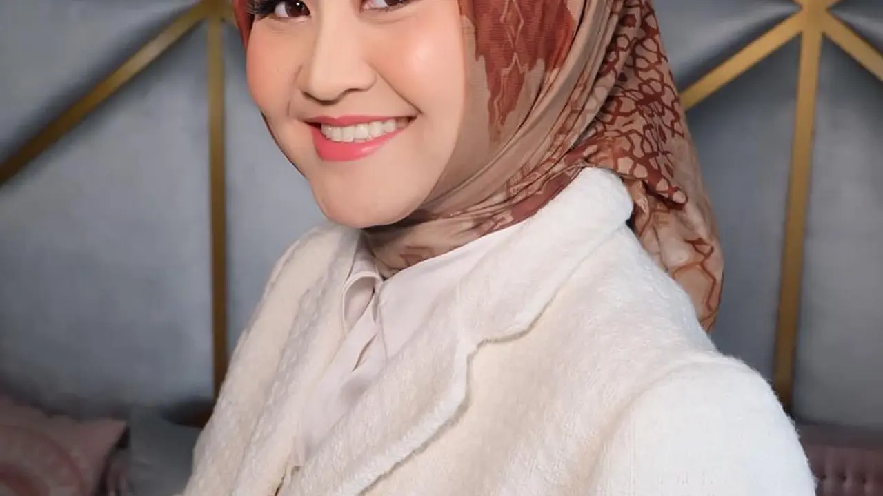 Drg. Oktri Manessa. (Foto: Dok. Instagram @drg_oktrimanessa)