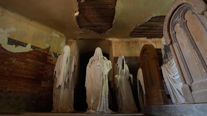 FOTO: Melongok Kengerian Gereja yang Dihuni Hantu di Republik Ceko