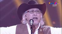 Iwan Fals saat membawakan lagu "Tikus Tikus Kantor" di acara HUT SCTV ke-35 Xtraordinary. (Ist)