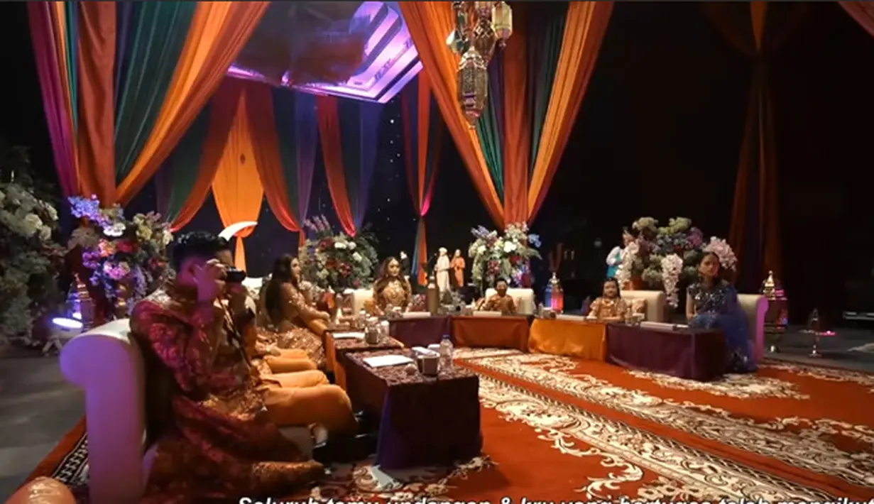 Aurel Hermansyah acara henna night (Youtube/The Hermansyah A6)