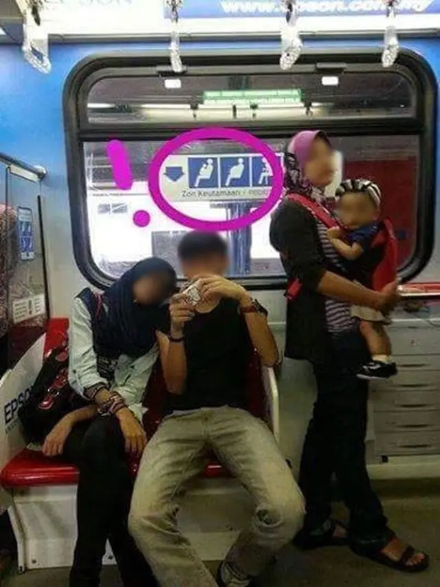 5 Potret Kocak Orang Pacaran di Angkutan Umum, Serasa Dunia Milik Berdua