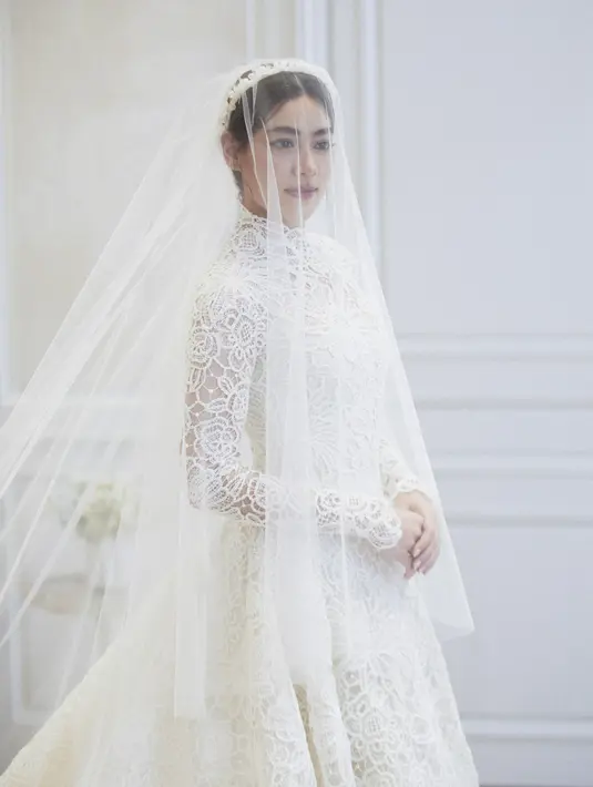 Kimberley Anne Woltermas juga diketahui merupakan salah satu exceptional ambassadors, sehingga gaun-gaun yang dikenakan Kimberley bisa dibilang hadiah manis Dior untuk sang brand ambassador. [Foto: Document/Dior]