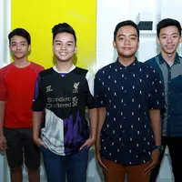 Boyband Super 7 yang sebelumnya beranggotakan tujuh orang, kini mereka bertahan dengan empat anggota  yaitu Dimas, Andreas, Bagas, dan Jose dengan mengusung nama New Super 7. (Deki Prayoga/Bintang.com)