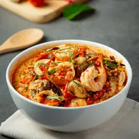 Ilustrasi udang kuah santan pedas | Copyright freepik.com/jcomp