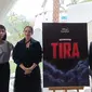 Aline Djayasukmana, Chelsea Islan, dan Bismarka Kurniawan dalam wawancara eksklusif serial Tira di kawasan Senayan, Jakarta pada Jumat (24/11/2023). (Liputan6.com/Nadia Nurhaliza)