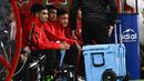 Sayangnya, Achraf Hakimi tak diturunkan oleh pelatih Walid Regragui. Ia tetap menghangatkan bangku cadangan hingga pertandingan berakhir. (AFP/Gabriel Bouys)