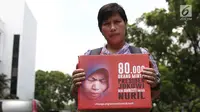 Penggagas petisi Koalisi Save Ibu Nuril mendatangi Kantor Staf Presiden (KSP) di Jakarta, Senin (19/11). Kedatangan mereka untuk menyerahkan permohonan pemberian amnesti untuk Baiq Nuril. (Liputan6.com/Herman Zakharia)