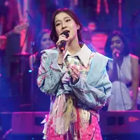 Momen Keisya Levronka 'Indonesian Idol' Saat Manggung. (Sumber: Instagram/keisyalevronka)