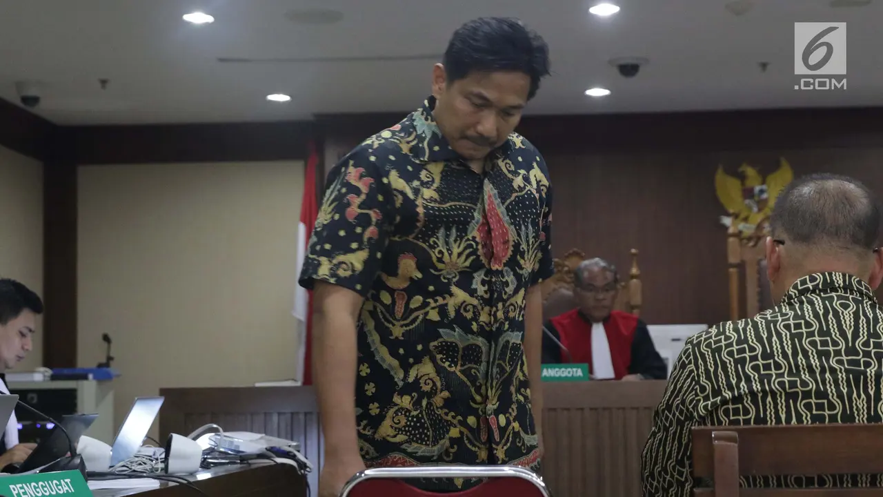 Bowo Sidik Pangarso Bersaksi di Sidang Asty Winasti