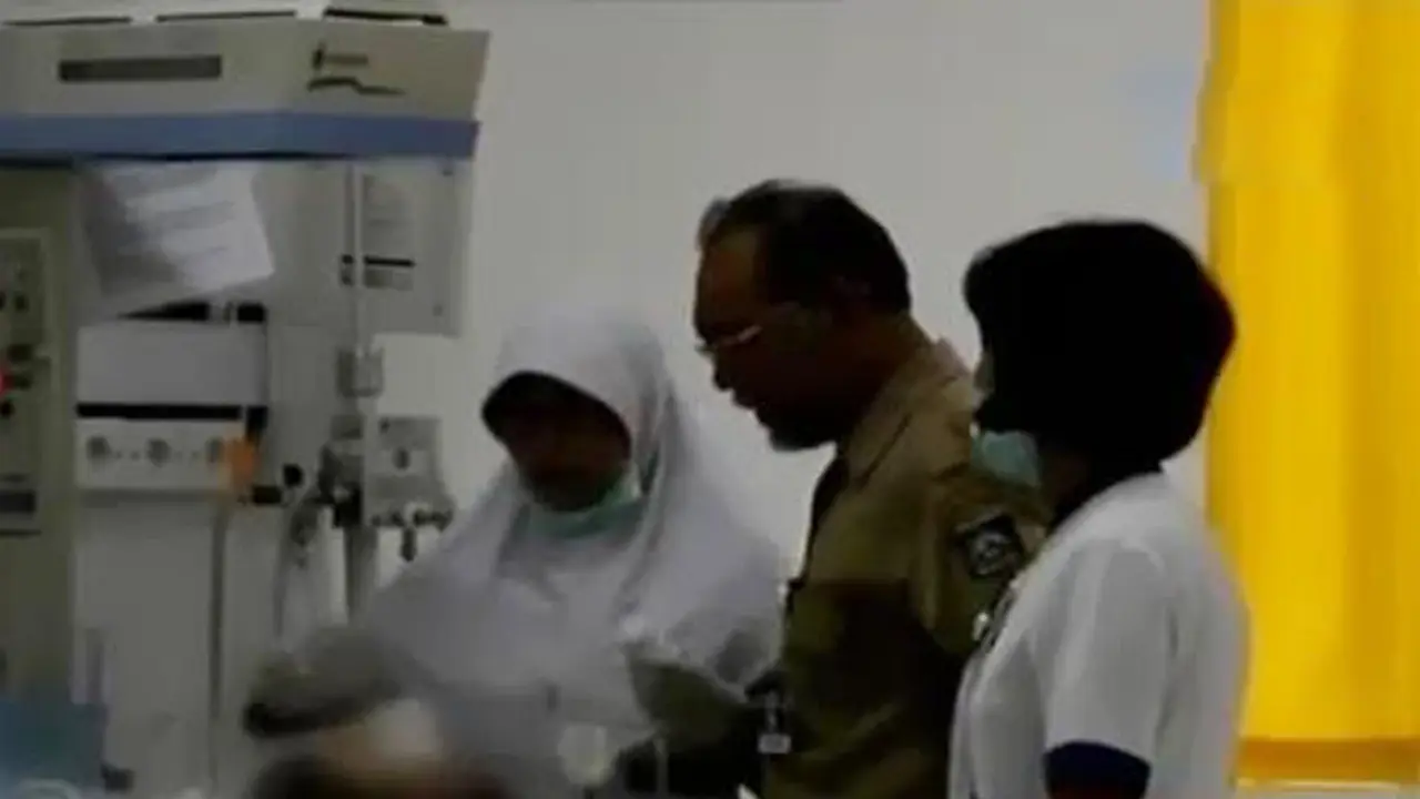 Bayi Berkepala Dua