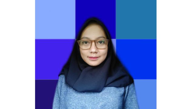 Jahilnya Aksi Warganet Edit Foto Latar Biru, Malah Bikin Ngakak Geli