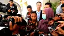 NP merupakan salah satu staf Satpol PP Pemerintah Daerah (Pemda) Indragiri Hulu (Inhu). Awal perkenalan dimulai saat Yopi menjabat Bupati di bulan Agustus 2010 (Liputan6.com/Andrian M Tunay)