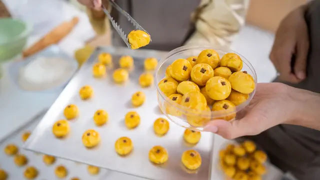 kue kering nastar cengkeh