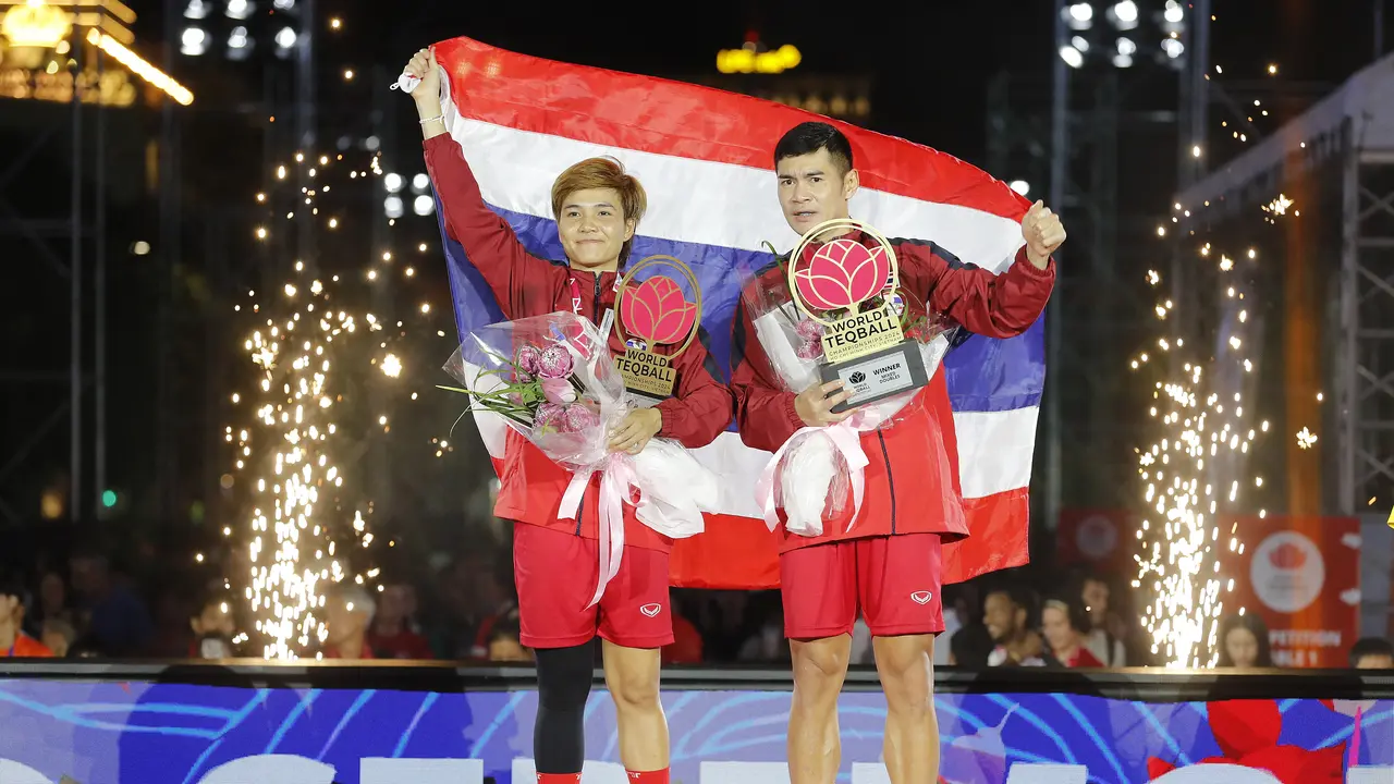 Phakpong Dejaroen dan Suphawadi Wongkhamchan