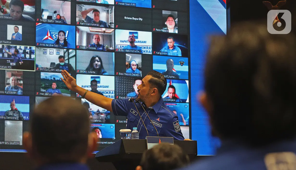 Ketum Partai Demokrat Agus Harimurti Yudhoyono atau AHY menggelar rapat pimpinan secara maraton di Gedung DPP Demokrat, Menteng, Jakarta Pusat, Minggu (7/3/2021). Rapat tersebut untuk menyikapi KLB Partai Demokrat Deli Serdang. (Liputan6.com/Herman Zakharia)
