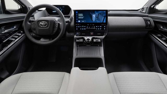 Suguhan interior menawan dari Toyota bZ4X