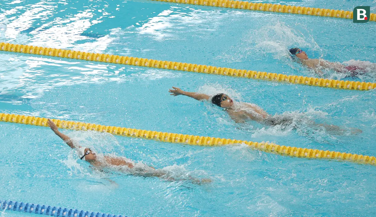IOAC 2025 juga menjadi seleksi terakhir bagi para atlet menuju SEA Games 2025 yang tinggal sebulan lagi. PB Akuatik masih membuka peluang bagi atlet muda berbakat yang tampil impresif untuk masuk ke dalam skuad. (Bola.com/M Iqbal Ichsan)