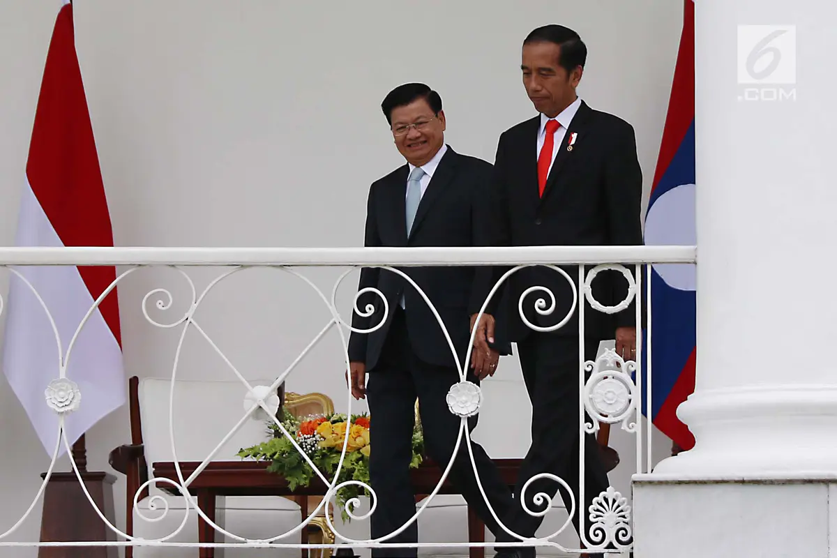 Jokowi Ajak PM Laos Veranda Talk di Istana Bogor