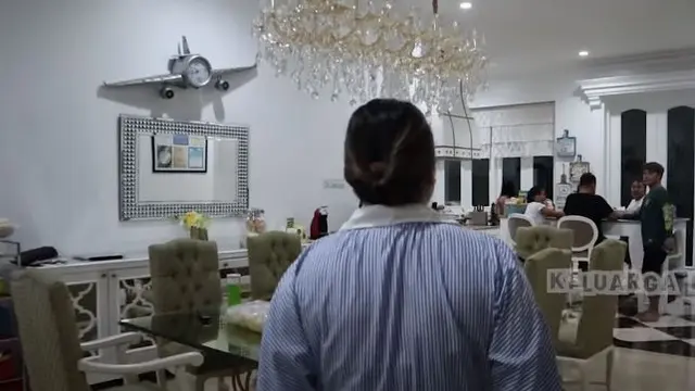 6 Potret Mewah Rumah Iis Dahlia, Cicilannya Capai Rp 250 Juta Per Bulan