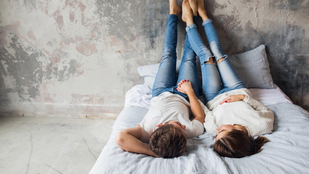 Rahasia Nyenyak Bersama, Mengapa Metode Tidur Skandinavia Berhasil untuk Banyak Pasangan?