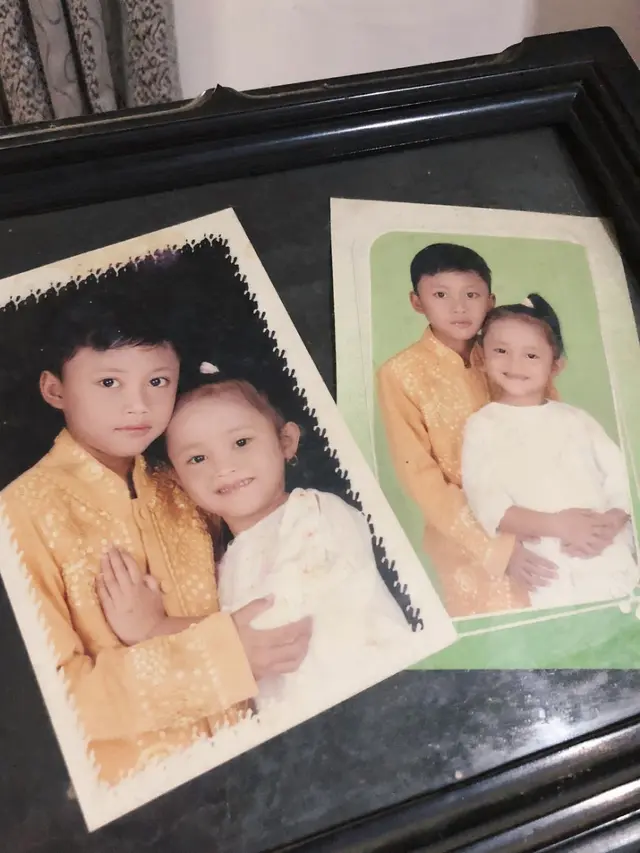 6 Foto Jadul Putri Delina saat Masa Anak-Anak, Menggemaskan
