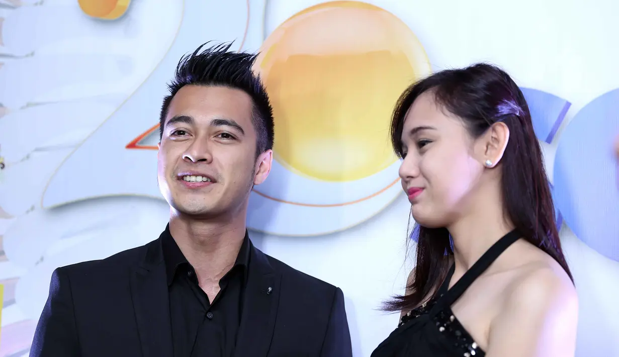 "Dia cowok romantis, karena pintar akting kali ya," jelas Meiza Aulia. Bahkan menurut Echa, kekasihnya pinter mengambil hati orangtua Meiza. Bahkan beberapa waktu lalu berlibur bersama keluarga untuk lebih saling kenal. (Nurwahyunan/Bintang.com)