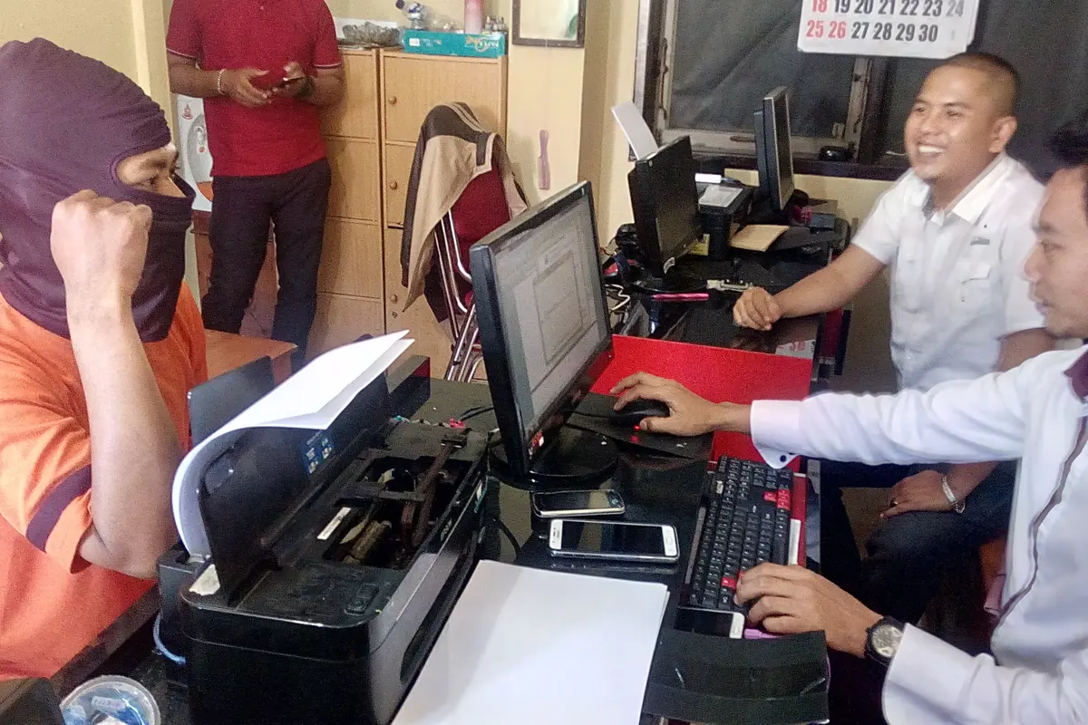 Pemuda Ancam Ledakkan Kantor Polisi